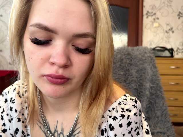 AriannaVargo's BongaCams show and profile