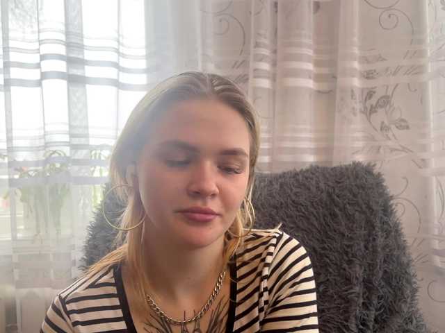 AriannaVargo's BongaCams show and profile