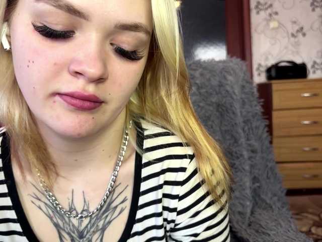 AriannaVargo's BongaCams show and profile