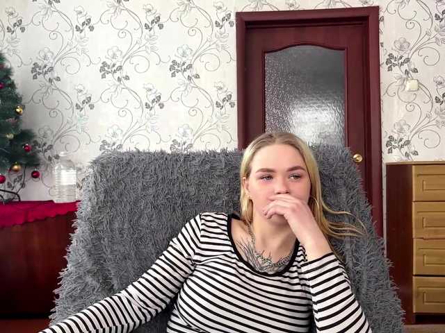 AriannaVargo's BongaCams show and profile