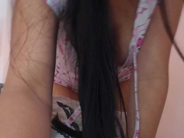 MiaVibe's BongaCams show and profile