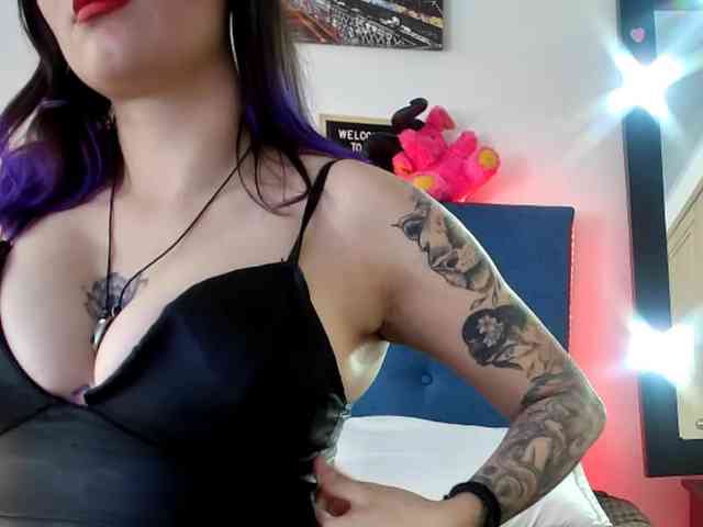 AKAMII-SWEET Live Webcam on BongaCams
