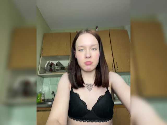darlingbaby's BongaCams show and profile