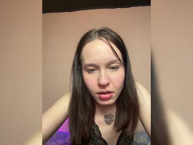 darlingbaby's BongaCams show and profile