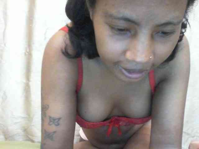 Njara12 Live Webcam on BongaCams