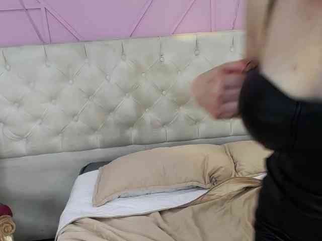 ScarletttSweett webcam