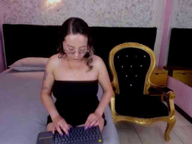 ScarletttSweett webcam