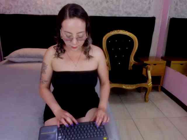 ScarletttSweett webcam