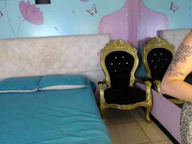 ScarletttSweett webcam