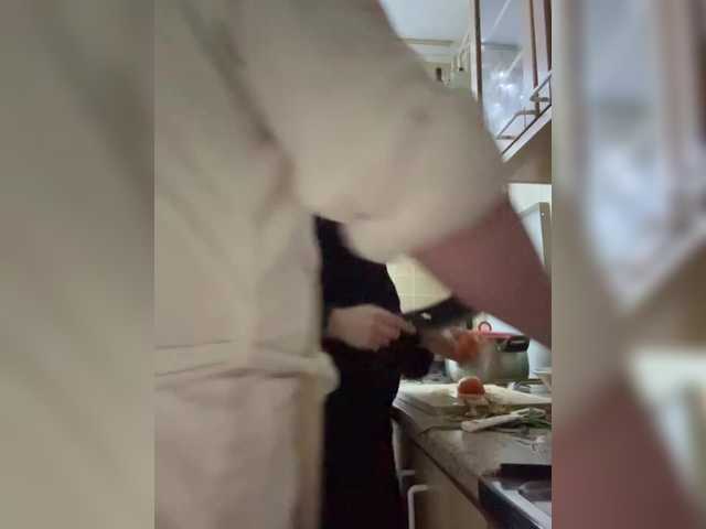 go to chat with MilenaNyx1