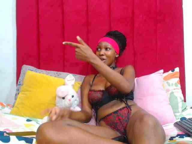 Sweetdivaxx12 webcam