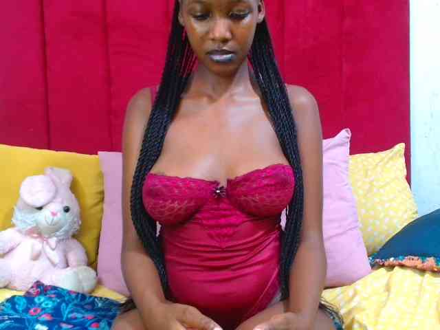 Sweetdivaxx12 webcam