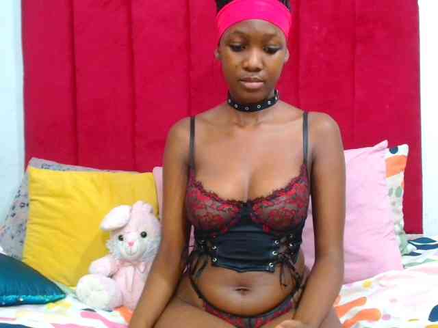 Sweetdivaxx12 webcam