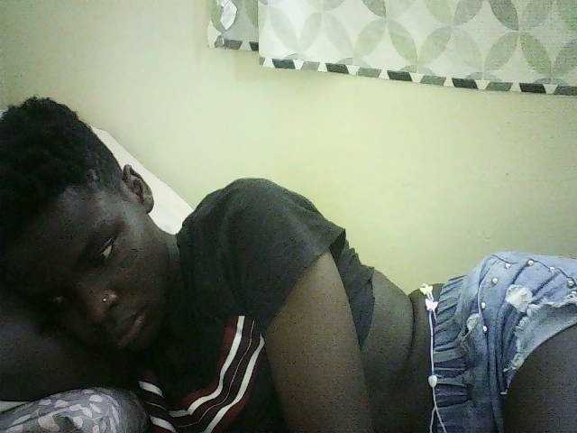 EbonyChocoo from BongaCams is Freechat