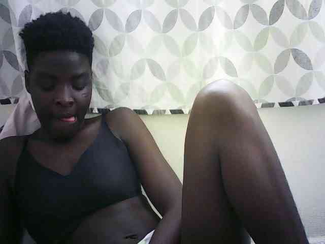 EbonyChocoo webcam