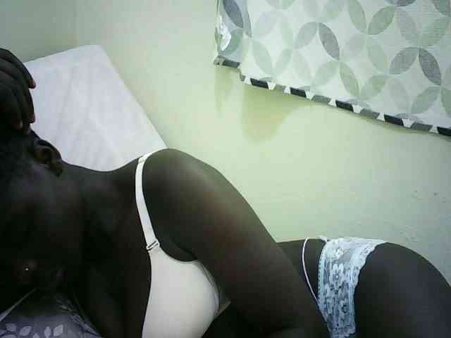 EbonyChocoo webcam