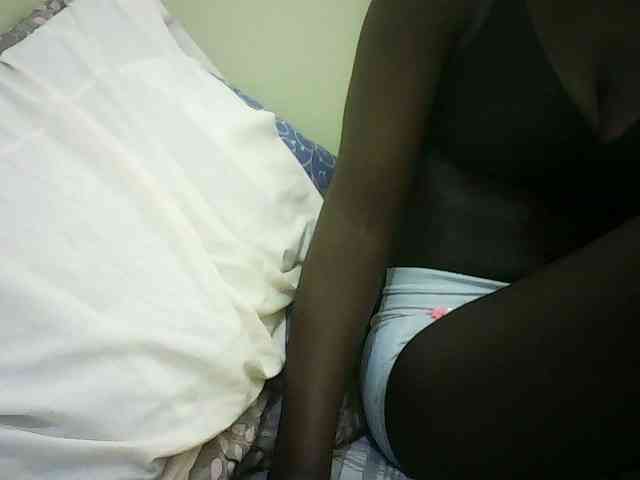 EbonyChocoo webcam