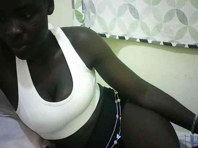 EbonyChocoo webcam