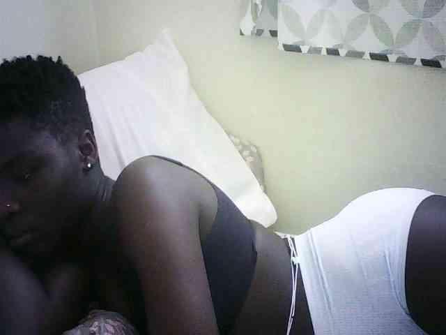 EbonyChocoo webcam