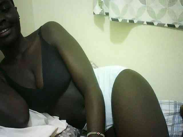 EbonyChocoo webcam