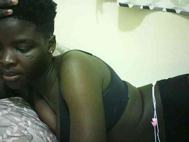 EbonyChocoo webcam