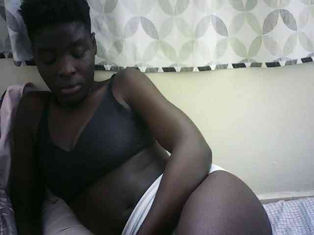 EbonyChocoo webcam