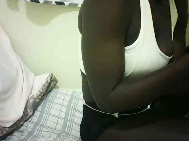 EbonyChocoo webcam