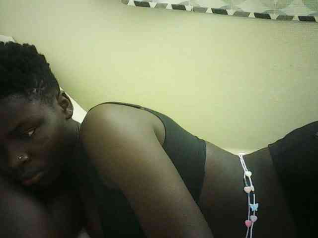 EbonyChocoo webcam
