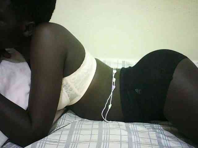 EbonyChocoo webcam