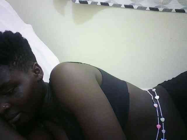 EbonyChocoo webcam