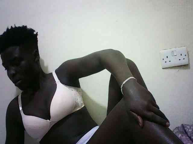 EbonyChocoo webcam