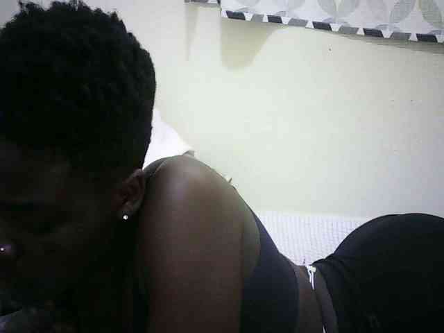 EbonyChocoo webcam