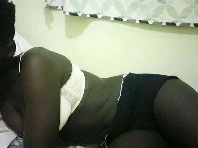 EbonyChocoo webcam