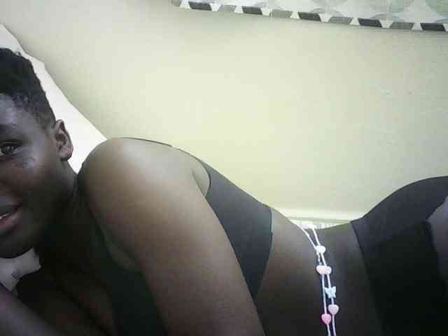 EbonyChocoo webcam