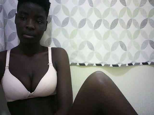 EbonyChocoo webcam