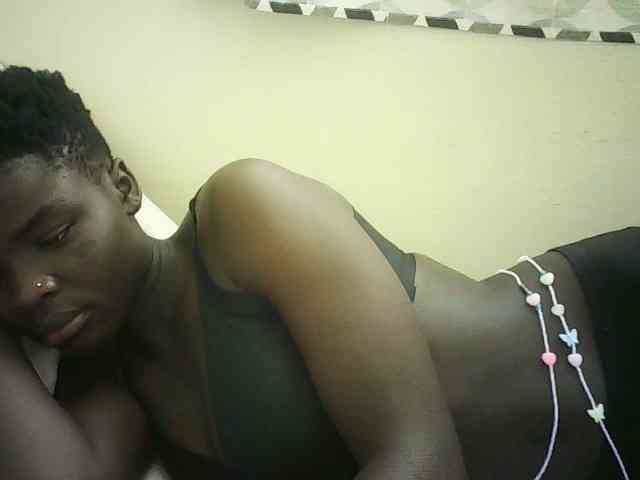 EbonyChocoo webcam