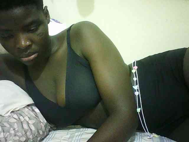 EbonyChocoo webcam