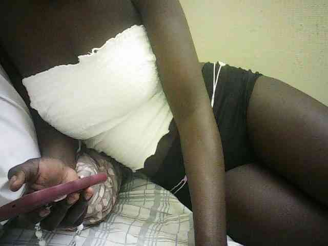 EbonyChocoo webcam