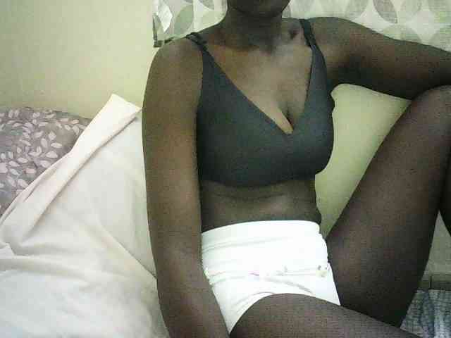 EbonyChocoo webcam