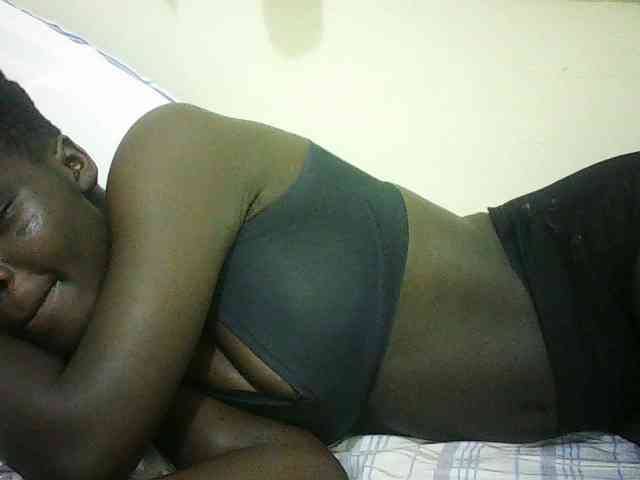 EbonyChocoo webcam