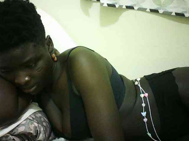 EbonyChocoo webcam