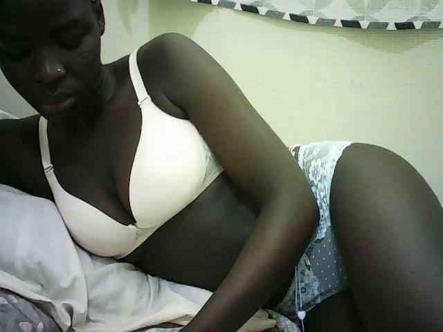 EbonyChocoo webcam