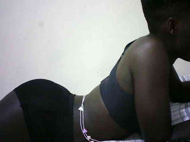 EbonyChocoo webcam