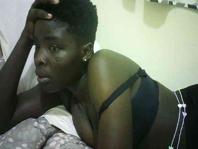 EbonyChocoo Live Webcam on BongaCams