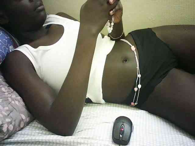 EbonyChocoo webcam