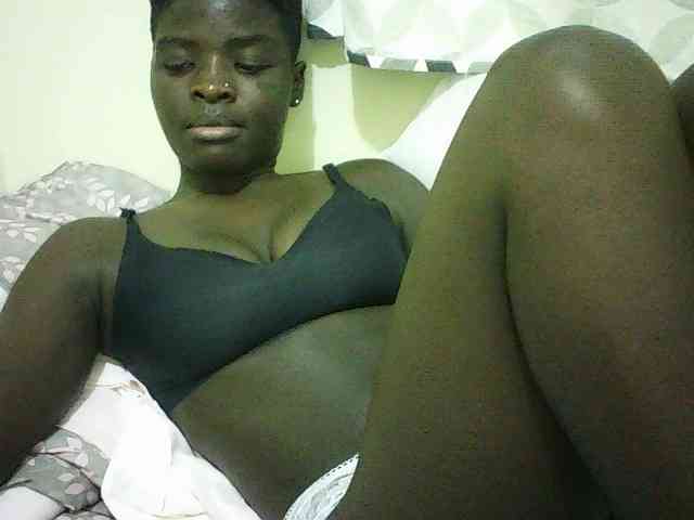 EbonyChocoo webcam