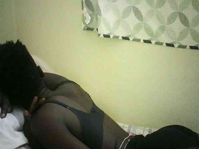 EbonyChocoo webcam