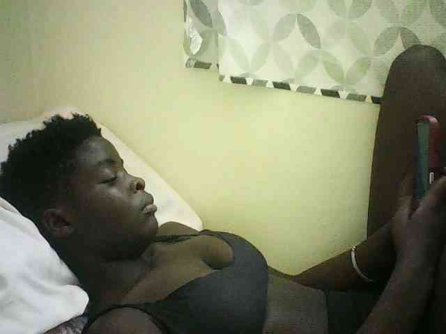 EbonyChocoo webcam