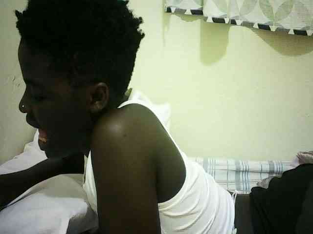 EbonyChocoo webcam