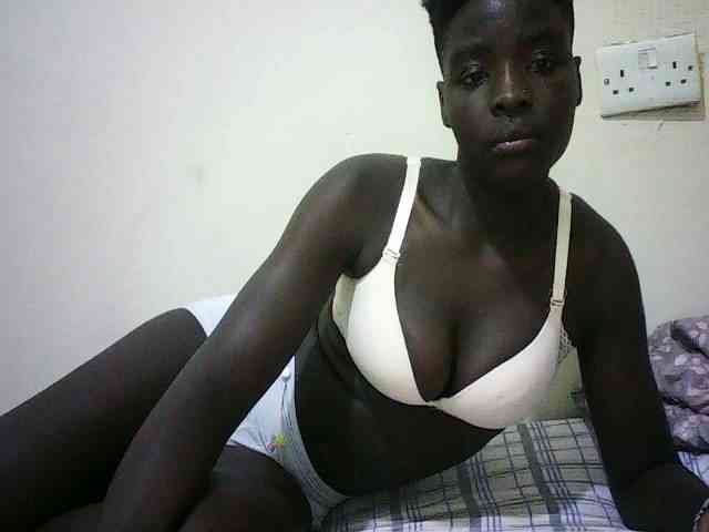 EbonyChocoo webcam